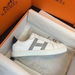 Replica Hermes White Black Stripe Low Top Sneaker
