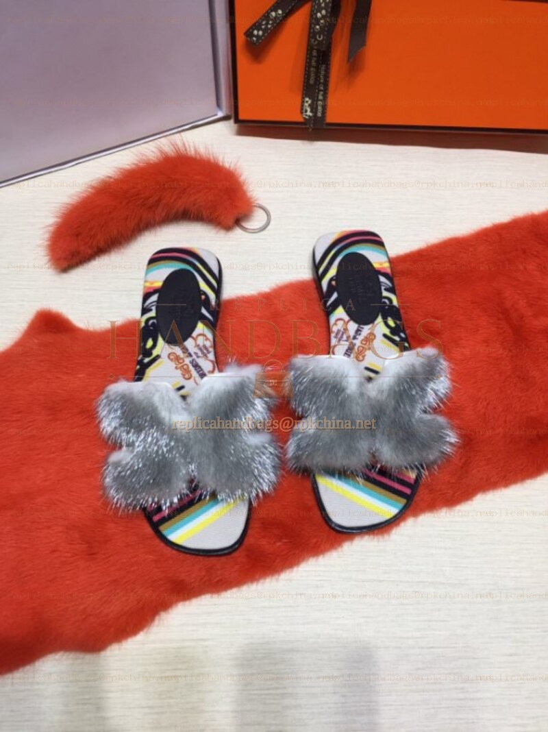 Replica Hermes Light Gray Fur H Slide Slipper