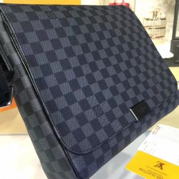 Replica Louis Vuitton Black Damier Graphite District MM