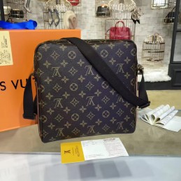 Replica Louis Vuitton Brown Monogram Black Trim Trotteur Beaubourg Messenger