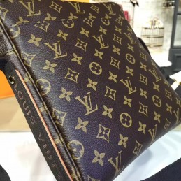 Replica Louis Vuitton Brown Monogram Black Trim Trotteur Beaubourg Messenger