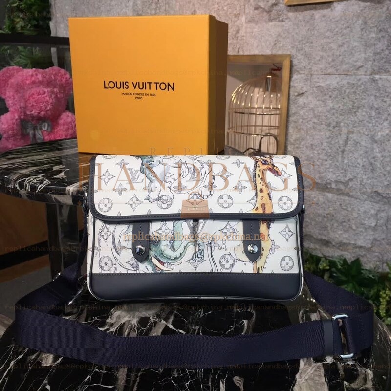 Replica Louis Vuitton White Savane Chapman Messenger PM