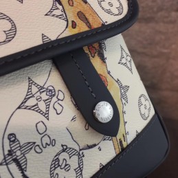 Replica Louis Vuitton White Savane Chapman Messenger PM
