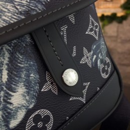 Replica Louis Vuitton Black Monogram Tiger Savane Chapman Messenger PM