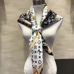 Replica Louis Vuitton White Black Gold Monogram Chain Print Scarf