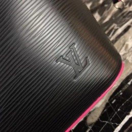 Replica Louis Vuitton Black Red Interior Neverfull MM