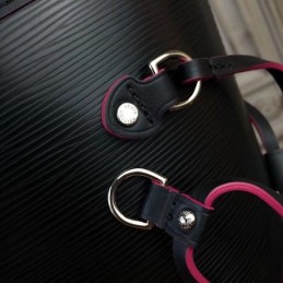 Replica Louis Vuitton Black Red Interior Neverfull MM