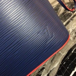 Replica Louis Vuitton Navy Blue Red Interior Neverfull MM