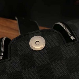 Replica Louis Vuitton Damier Graphite King Size Toiletry Bag