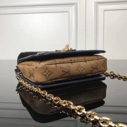 Replica Louis Vuitton Navy Blue Textured Chain Metis Pochette