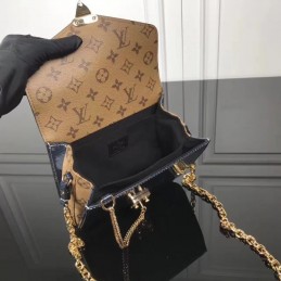 Replica Louis Vuitton Navy Blue Textured Chain Metis Pochette