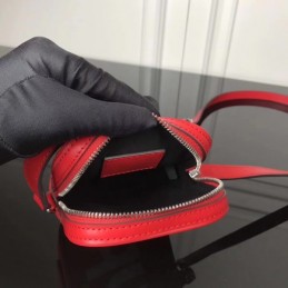 Replica Louis Vuitton Red Supreme Danube PPM