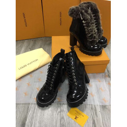 Replica Louis Vuitton Black Star Trail Ankle Boots