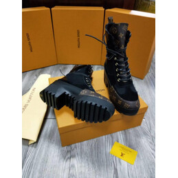 Replica Louis Vuitton Black Laureate Desert Boots