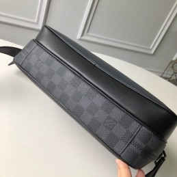 Replica Louis Vuitton Black Leather Blue Trim Nil Messenger