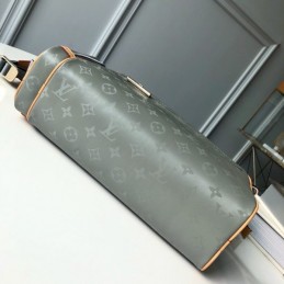 Replica Louis Vuitton Gray Monogram Titanium Camera Bag