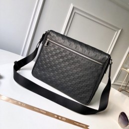 Replica Louis Vuitton Black Damier District MM