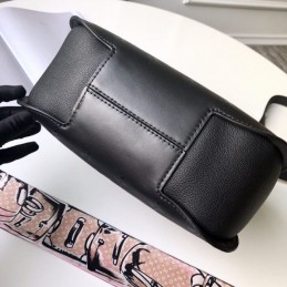 Replica Louis Vuitton Black Mahina Very Hobo Bag