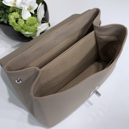 Replica Louis Vuitton Taupe Lockme II