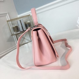Replica Louis Vuitton Pale Pink Lockme II