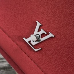 Replica Louis Vuitton Red Lockme II