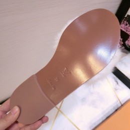 Replica Louis Vuitton White Mink Slide Slippers