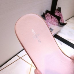 Replica Louis Vuitton Pale Pink Mink Slide Slippers