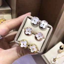 Replica Louis Vuitton White Mother-of-Pearl Monogram Flower Earring Set