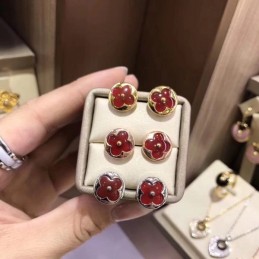 Replica Louis Vuitton Red Round Monogram Flower Stud Earring Set