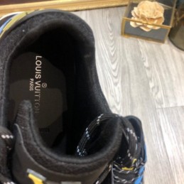 Replica Louis Vuitton Metallic Blue Black Zig Zag Sneakers