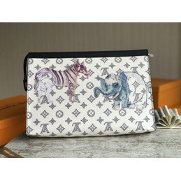 Replica Louis Vuitton White Savane Chapman Giraffe Pochette Voyage MM