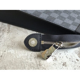 Replica Louis Vuitton Damier Graphite Pochette Voyage MM