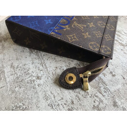 Replica Louis Vuitton Brown Monogram Blue Gradient Pochette Voyage MM