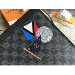 Replica Louis Vuitton Damier Graphite Travel Patch Pochette Voyage MM