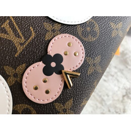 Replica Louis Vuitton Brown Monogram Dog Graphic Zippy Wallet