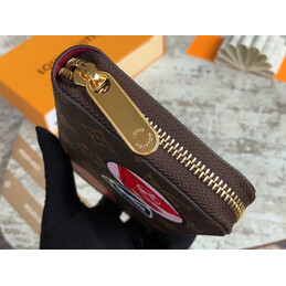 Replica Louis Vuitton Brown Monogram London Patch Zippy Wallet
