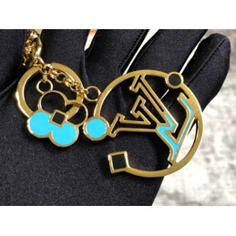 Replica Louis Vuitton Gold Blue Round LV Key Holder Charm