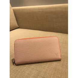 Replica Louis Vuitton Pale Pink Textured Zippy Wallet