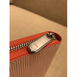 Replica Louis Vuitton Pale Pink Textured Zippy Wallet