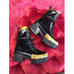 Replica Louis Vuitton Black Gold Laureate Desert Boots