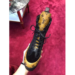 Replica Louis Vuitton Black Gold Laureate Desert Boots