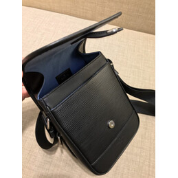Replica Louis Vuitton Black Leather Logo Messenger