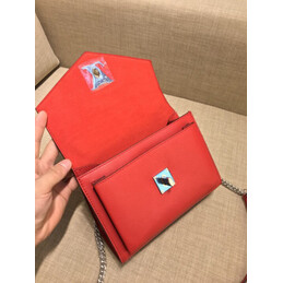 Replica Louis Vuitton Red MyLockme BB
