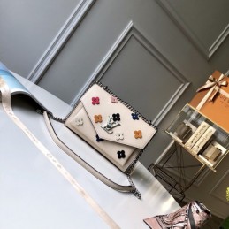 Replica Louis Vuitton White Floral MyLockme BB