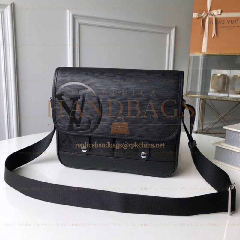 Replica Louis Vuitton Black Leather Christopher Messenger