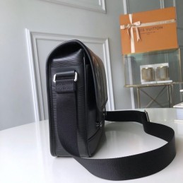 Replica Louis Vuitton Black Leather Christopher Messenger