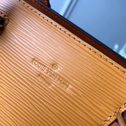 Replica Louis Vuitton Orange Textured Chain Sac Tricot