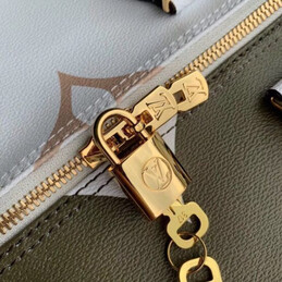 Replica Louis Vuitton White Gold Monogram Speedy 30