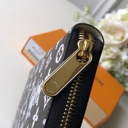 Replica Louis Vuitton Black White Monogram Character Zippy Wallet