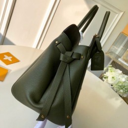 Replica Louis Vuitton Black Milla MM